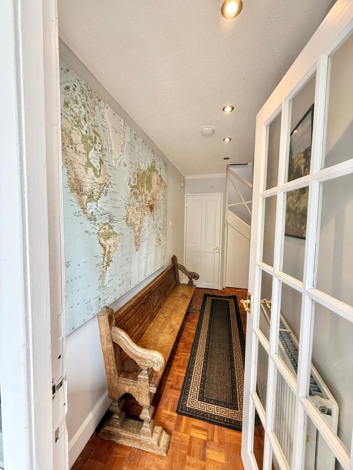 Modern Vintage Bliss Near Calton Hill Appartement *